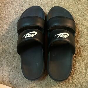 Nike slides size 9.